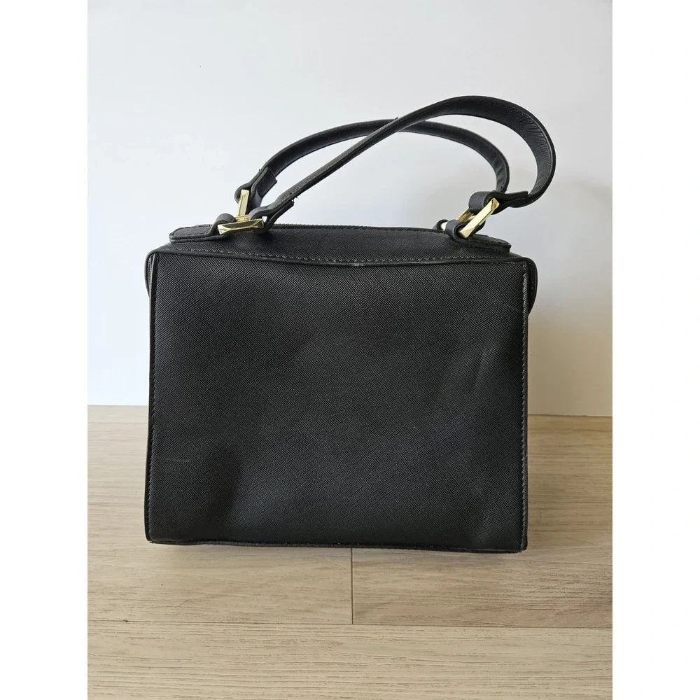 Steve Madden steve madden